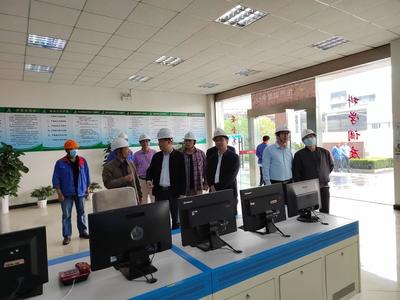 副校長朱青林帶隊(duì)赴襄城經(jīng)濟(jì)開發(fā)區(qū)訪企拓崗，深化教育科技與產(chǎn)業(yè)融合